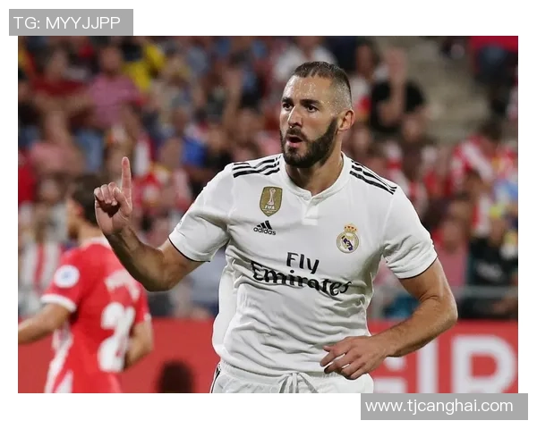 皇家马德里与阿贾克斯激战成和比分揭晓引发球迷热议 皇家马德里与阿贾克斯激战成和比分揭晓引发球迷热议